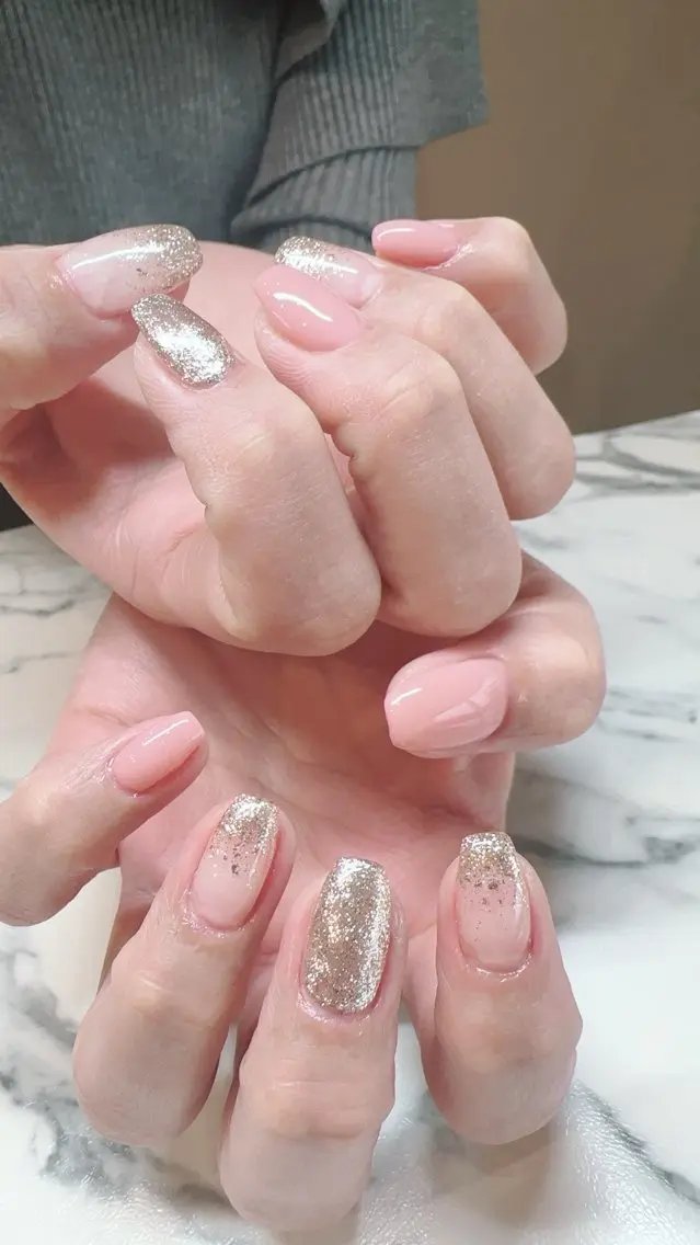 ネイル ラメ(グリッター) ワンカラーネイル tomo ♡のネイルデザイン