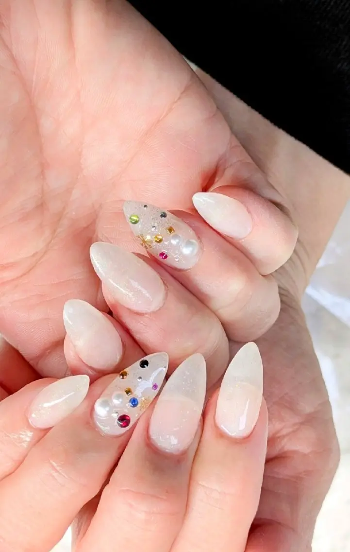 ネイル ストーンネイル ハンドネイル imaichise 🧡💜推しネイルのネイルデザイン