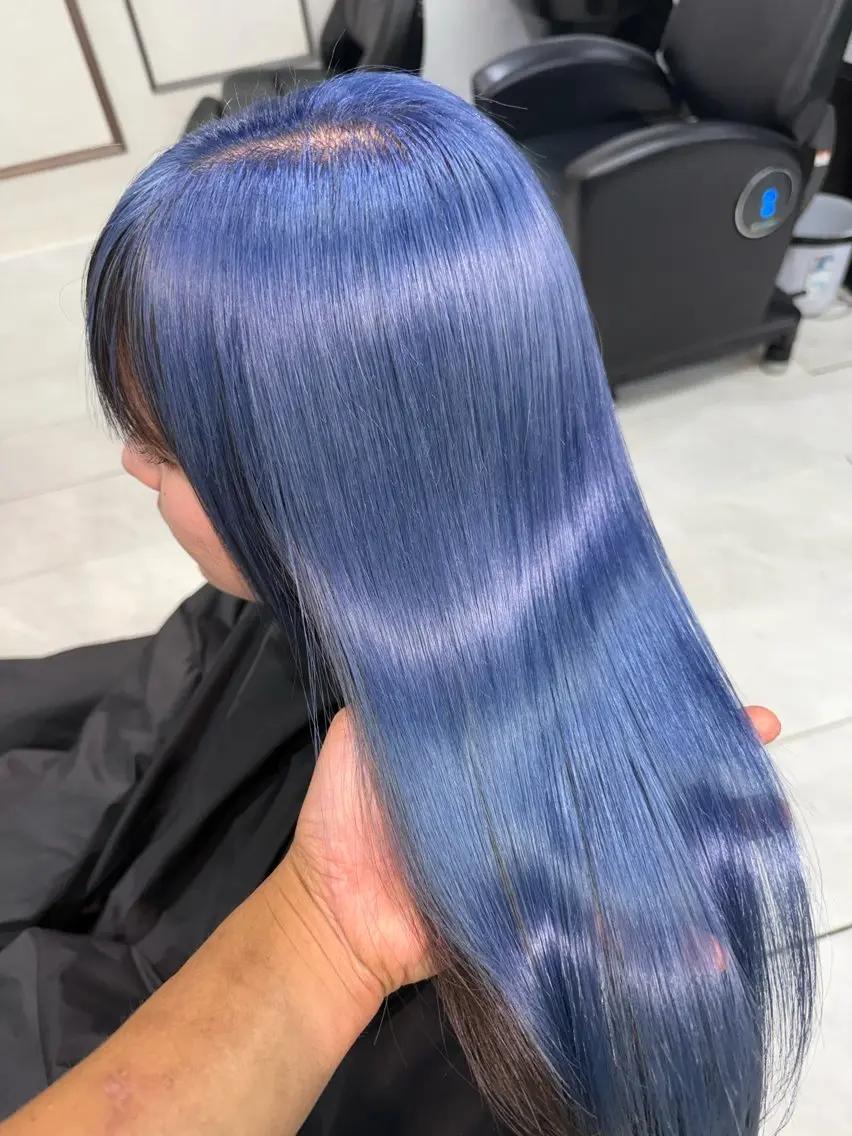 ロング カラー ブリーチ ブルーカラー ケアブリーチ 透明感カラー ダブルカラー ヘアカラー Lima/ハイトー ン/ブリーチ/心斎橋のヘアスタイル