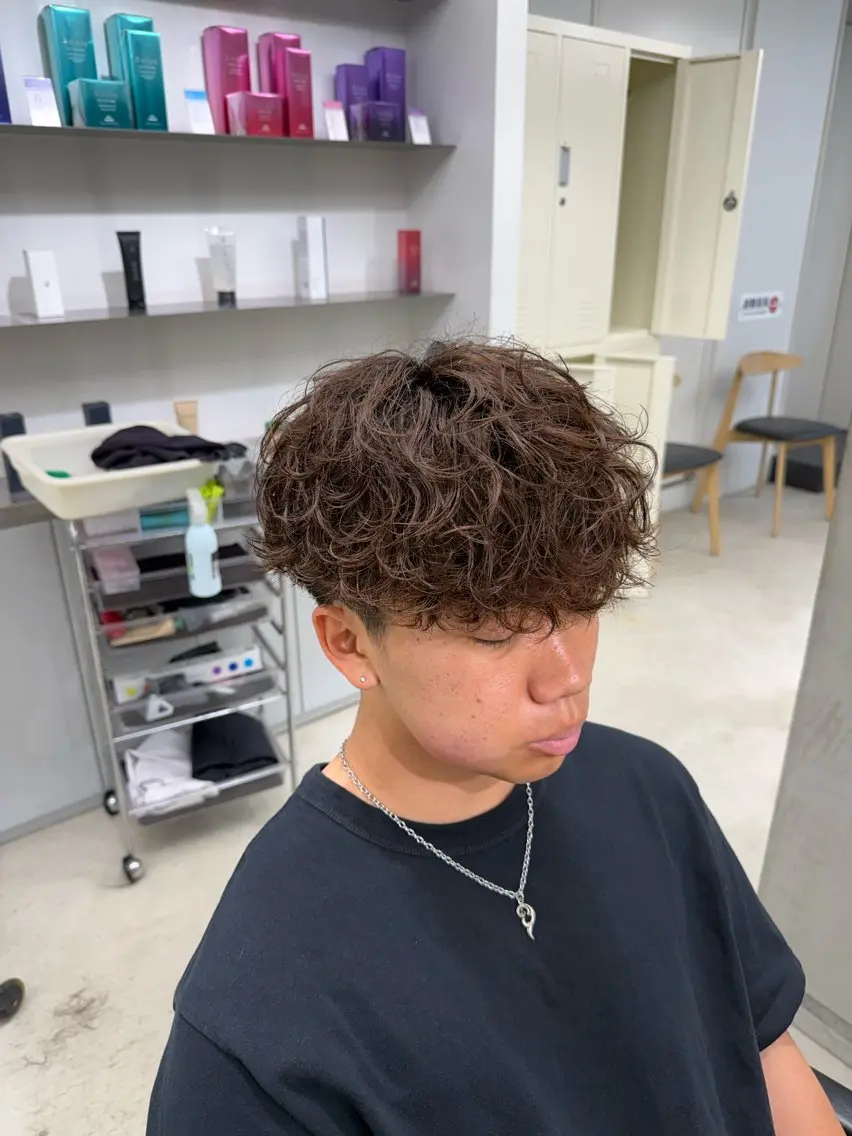 パーマ メンズ 深谷 侑亮のヘアスタイル