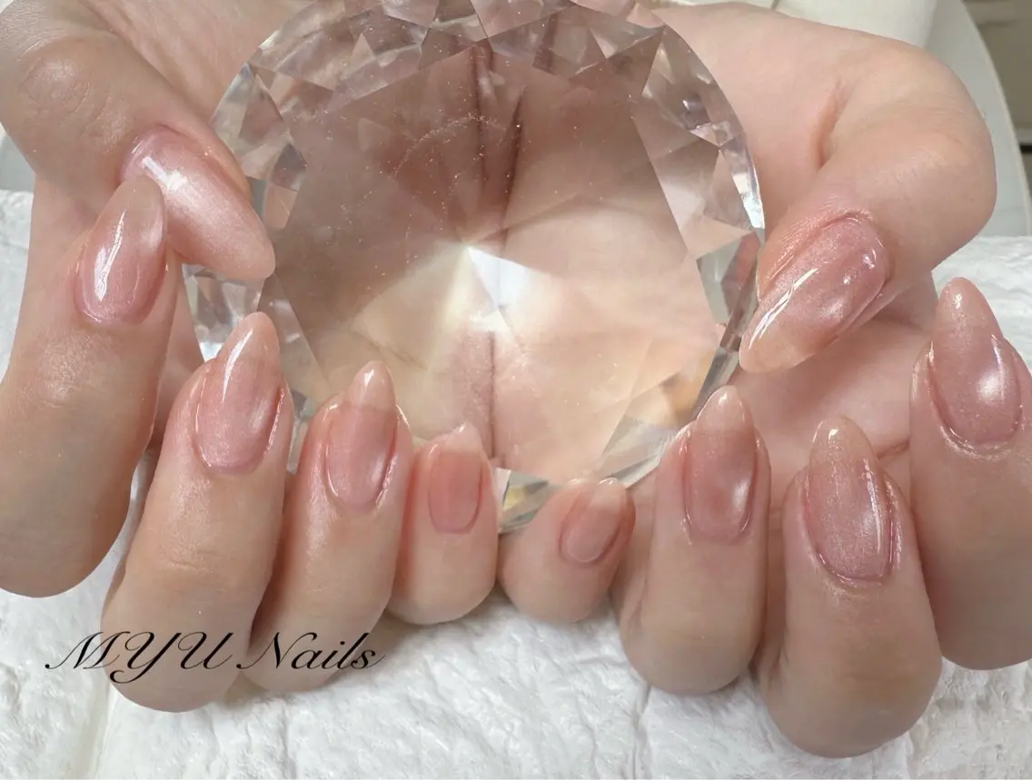 ネイル ジェルネイル マグネットネイル 持ち込み ニュアンスネイル ワンカラーネイル ハンドネイル ニュアンスネイル🌈 MYU Nailsのネイルデザイン