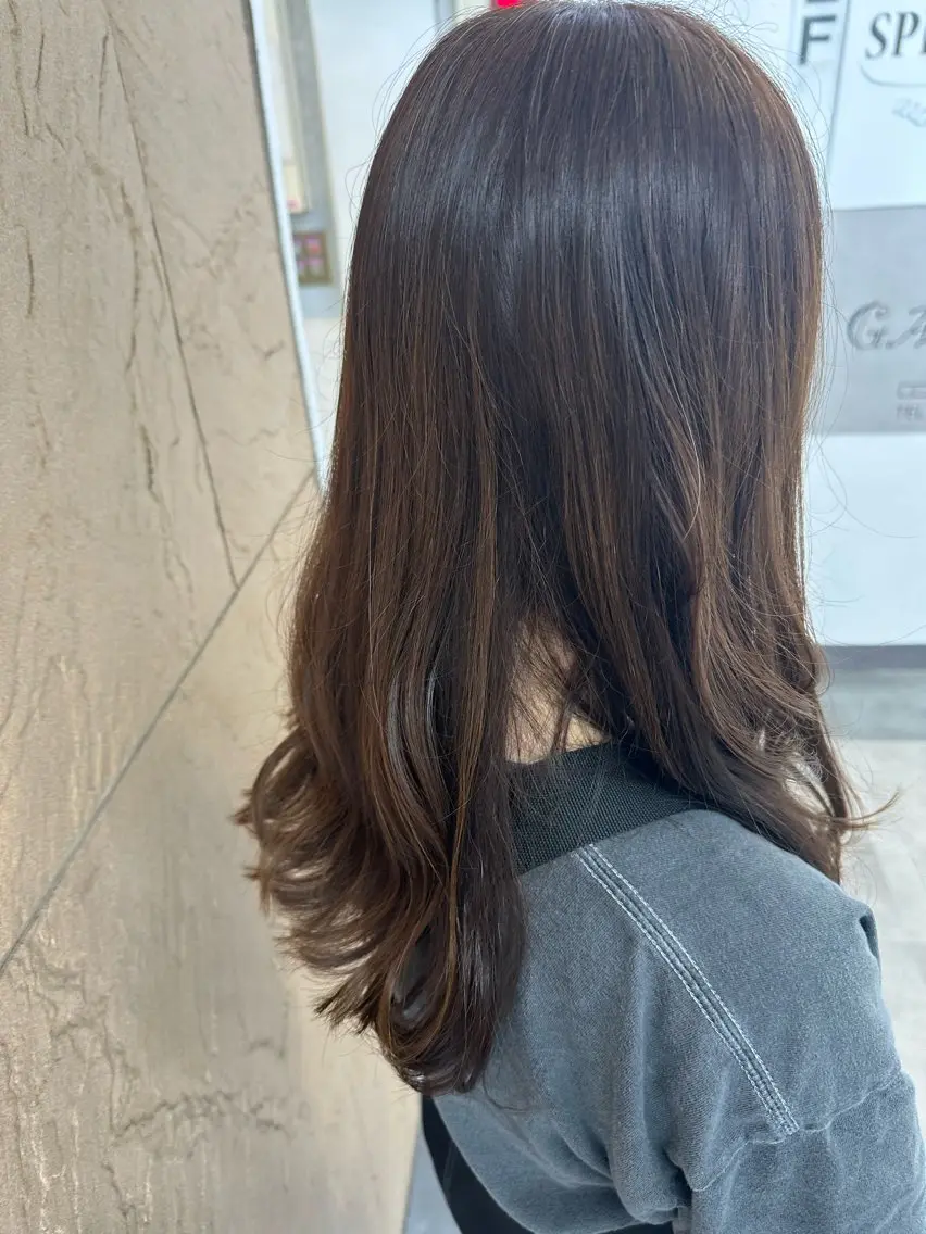 セミロング ✨️艶髪カラー 🍒haru🍒✨️のヘアスタイル