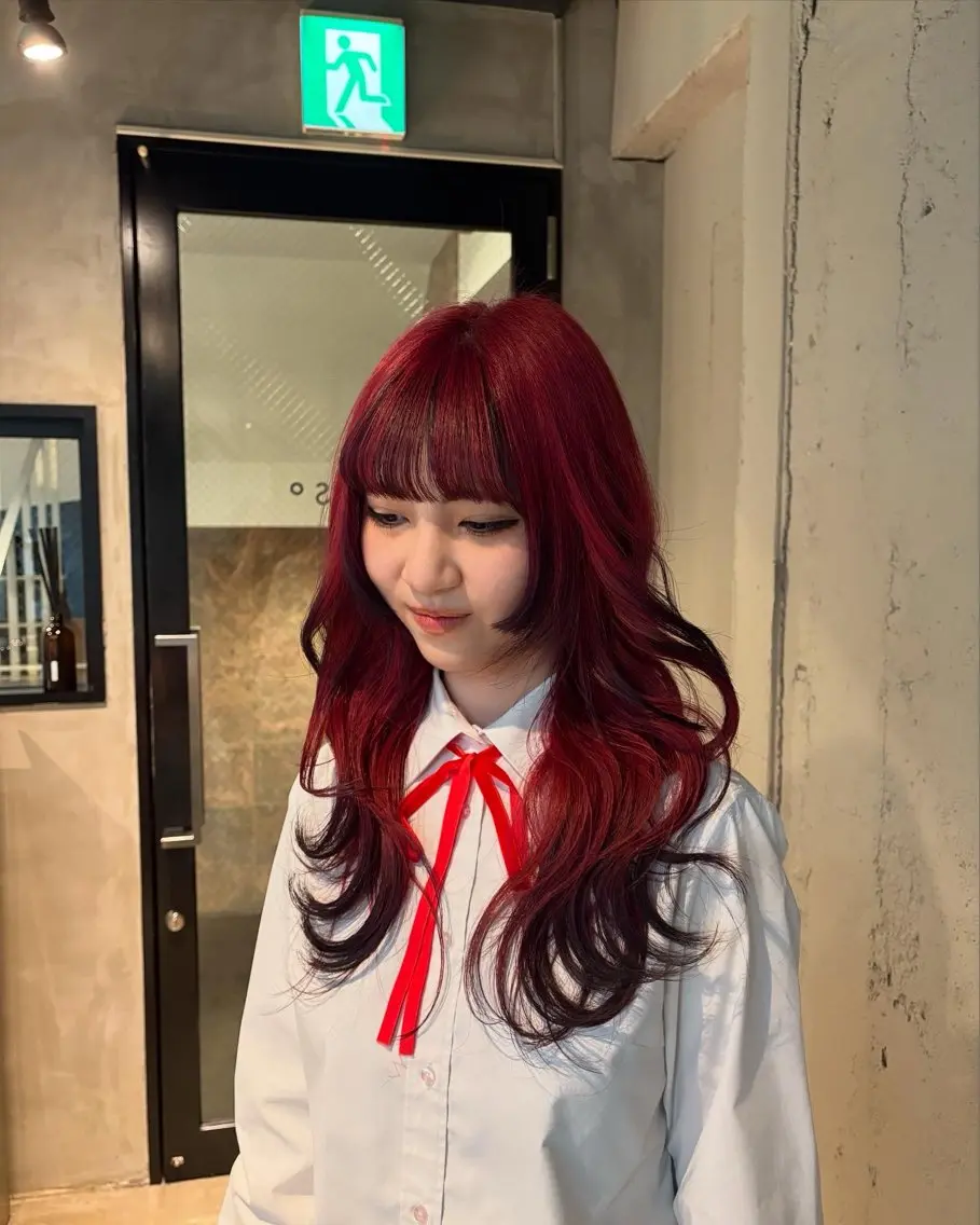 ロング ヘアカラー 透明感・美髪 monsoワニベユナのヘアスタイル