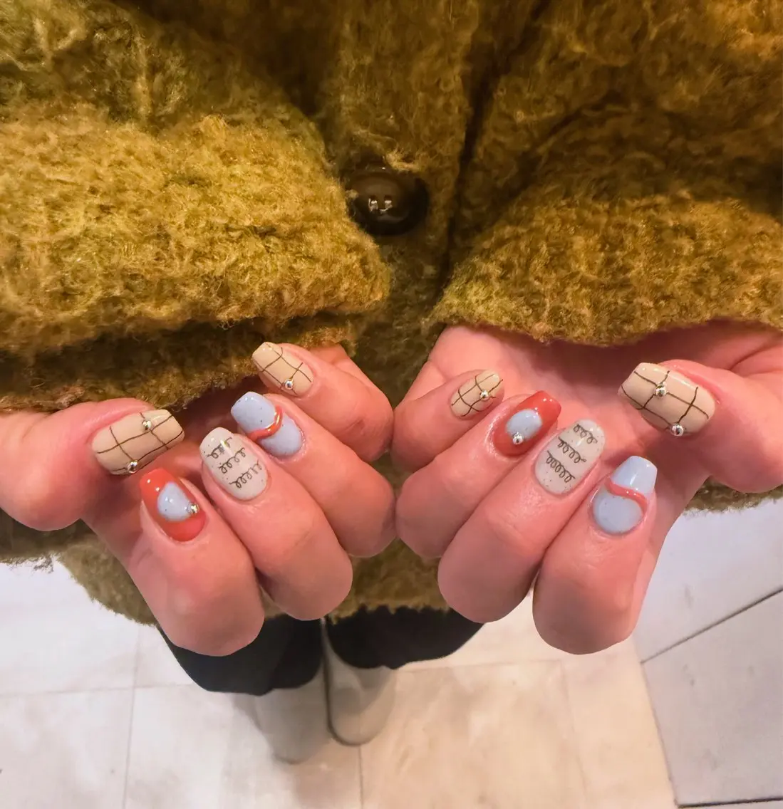 ネイル ハンドネイル Sowi🌼 Ellyのネイルデザイン