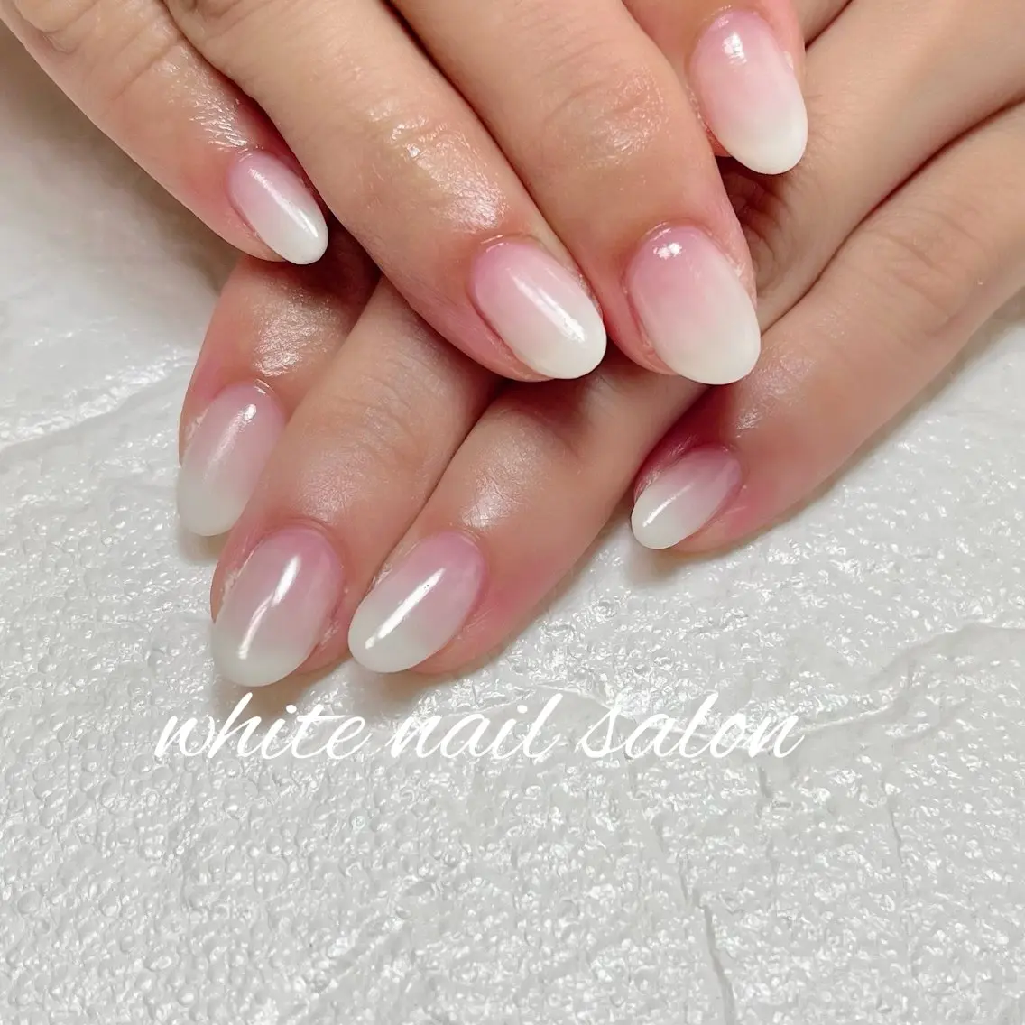 ネイル ラメ(グリッター) シンプルネイル white nail salonのネイルデザイン