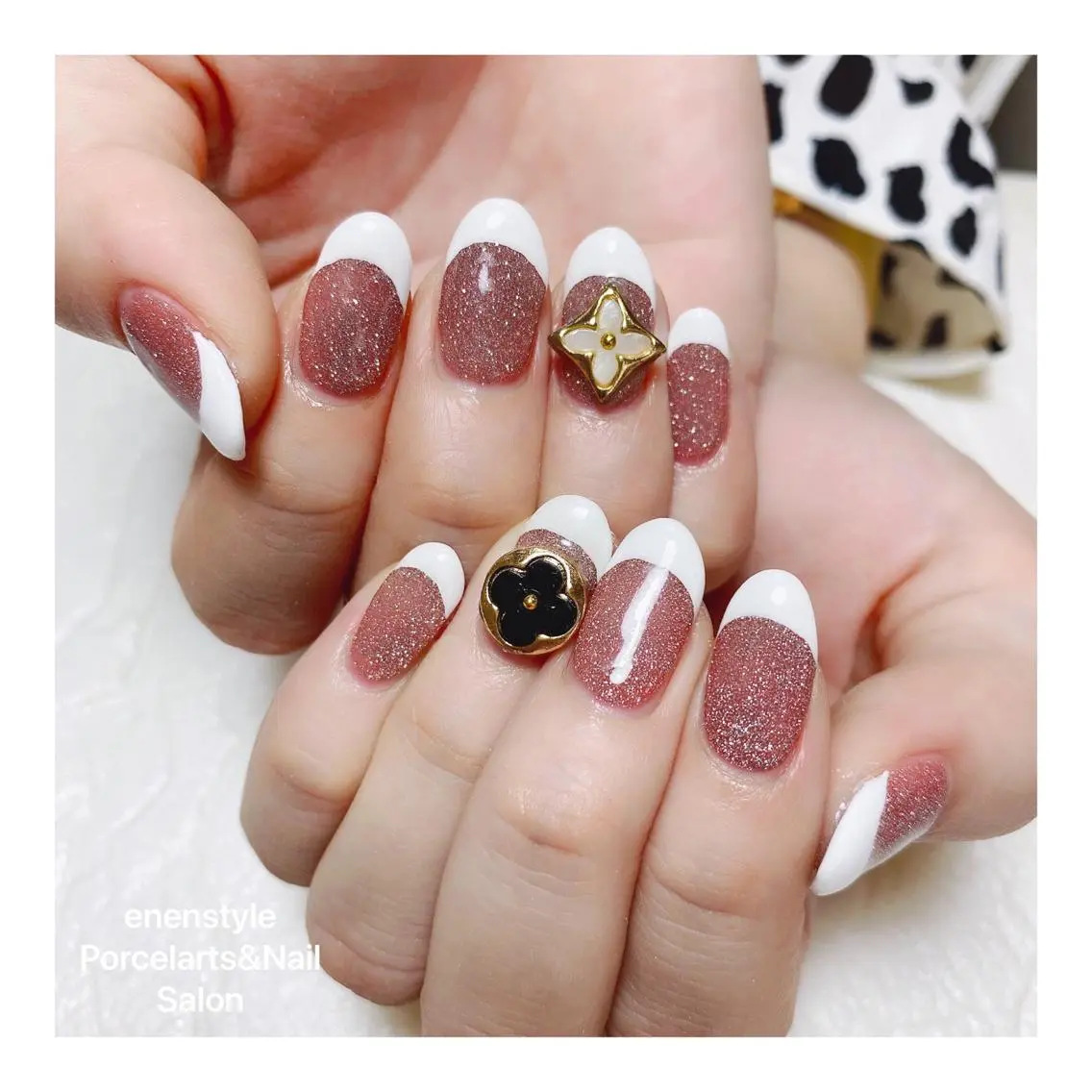 ミディアム ネイル ハンドネイル 🐾enen style 🐾のネイルデザイン