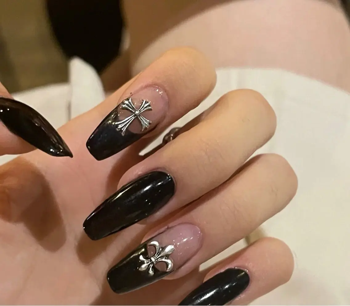ネイル ハンドネイル エリ🫧 nail池袋東口のネイルデザイン