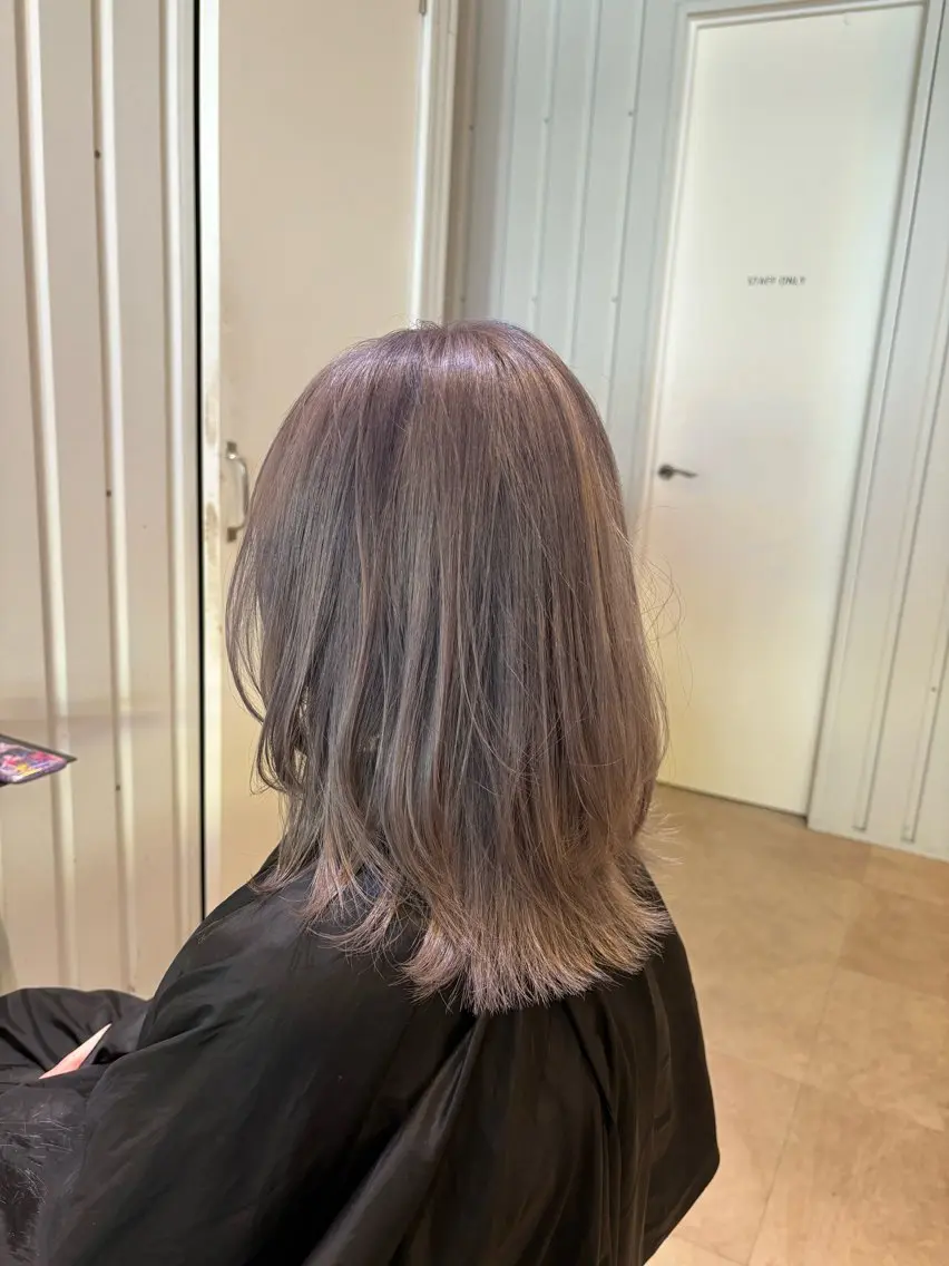 ミディアム 髪質改善韓国レイヤー カット内田智大のヘアスタイル