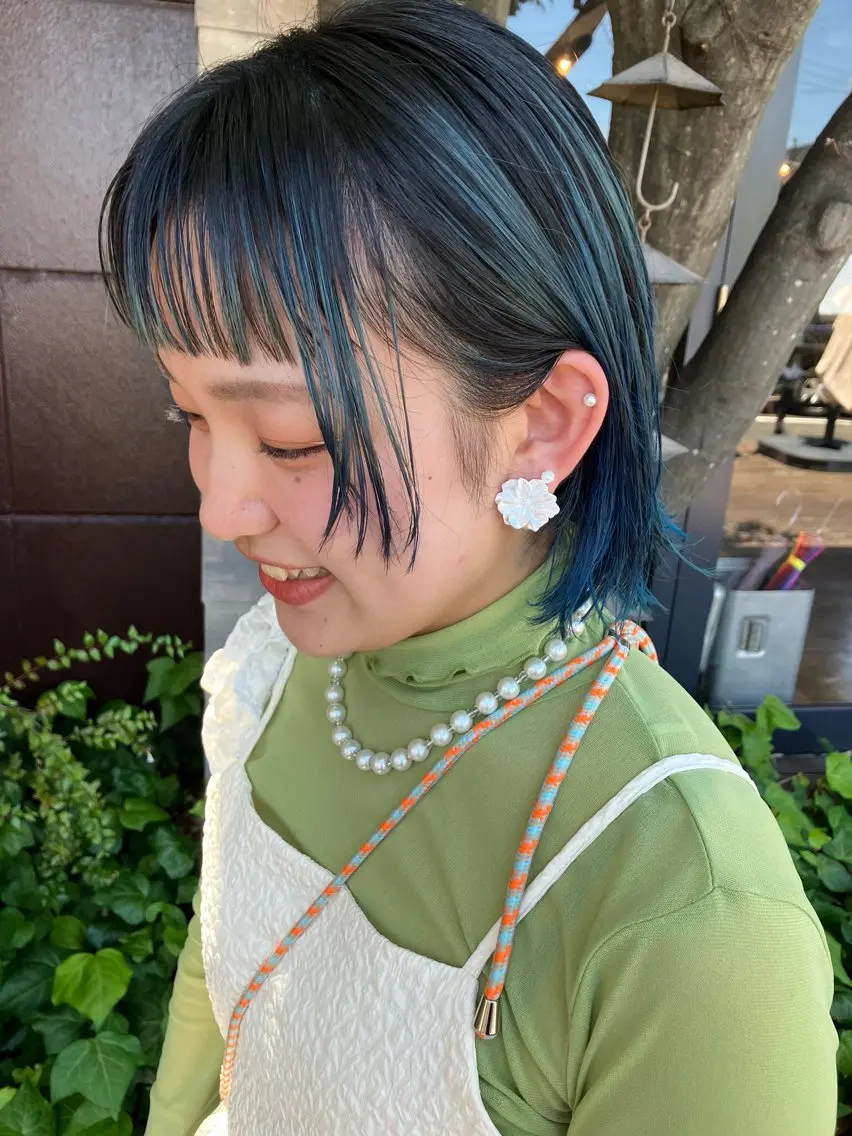 ショート カラー ブルーカラー デザインカラー ボブ 🩷愛咲🩷レイヤー /透明感カラーのヘアスタイル