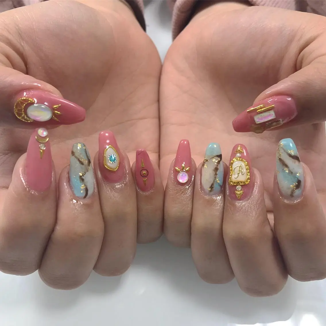 ネイル ハンドネイル MoonLight MIHOのネイルデザイン
