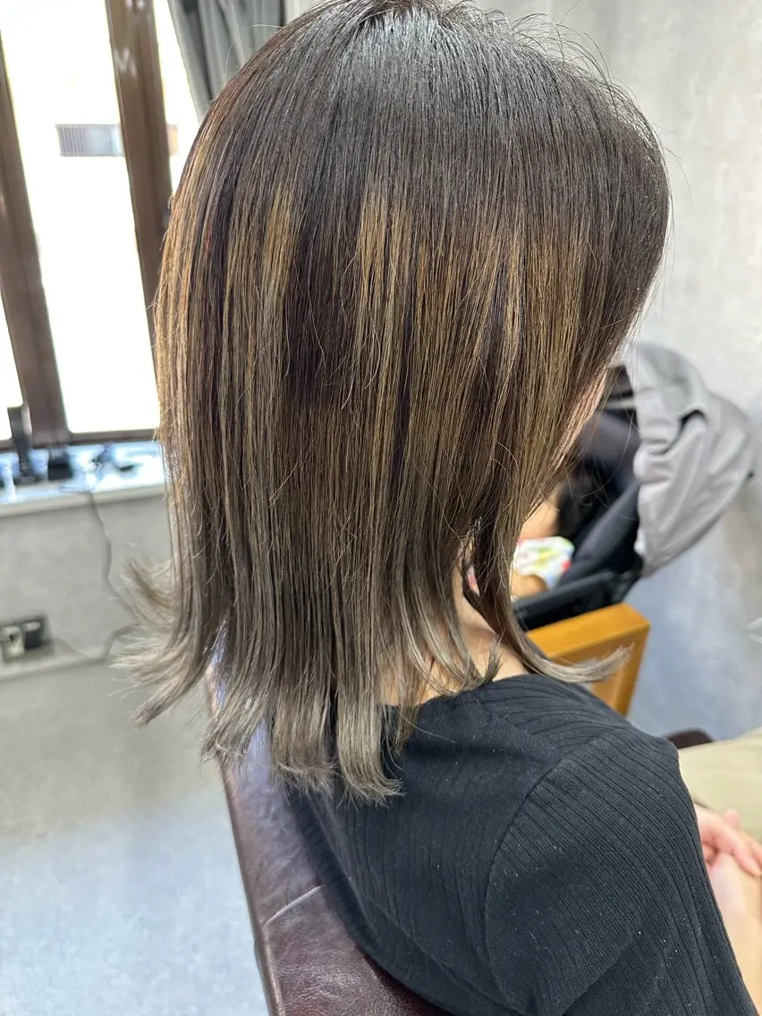 ミディアム カット ヘアカラー トリートメント Lien 深井店のヘアスタイル
