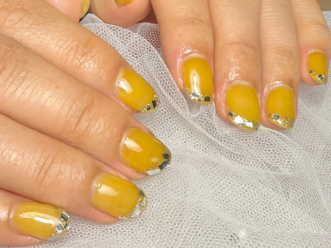 ネイル フレンチネイル ガラスフレンチ M. nailのネイルデザイン