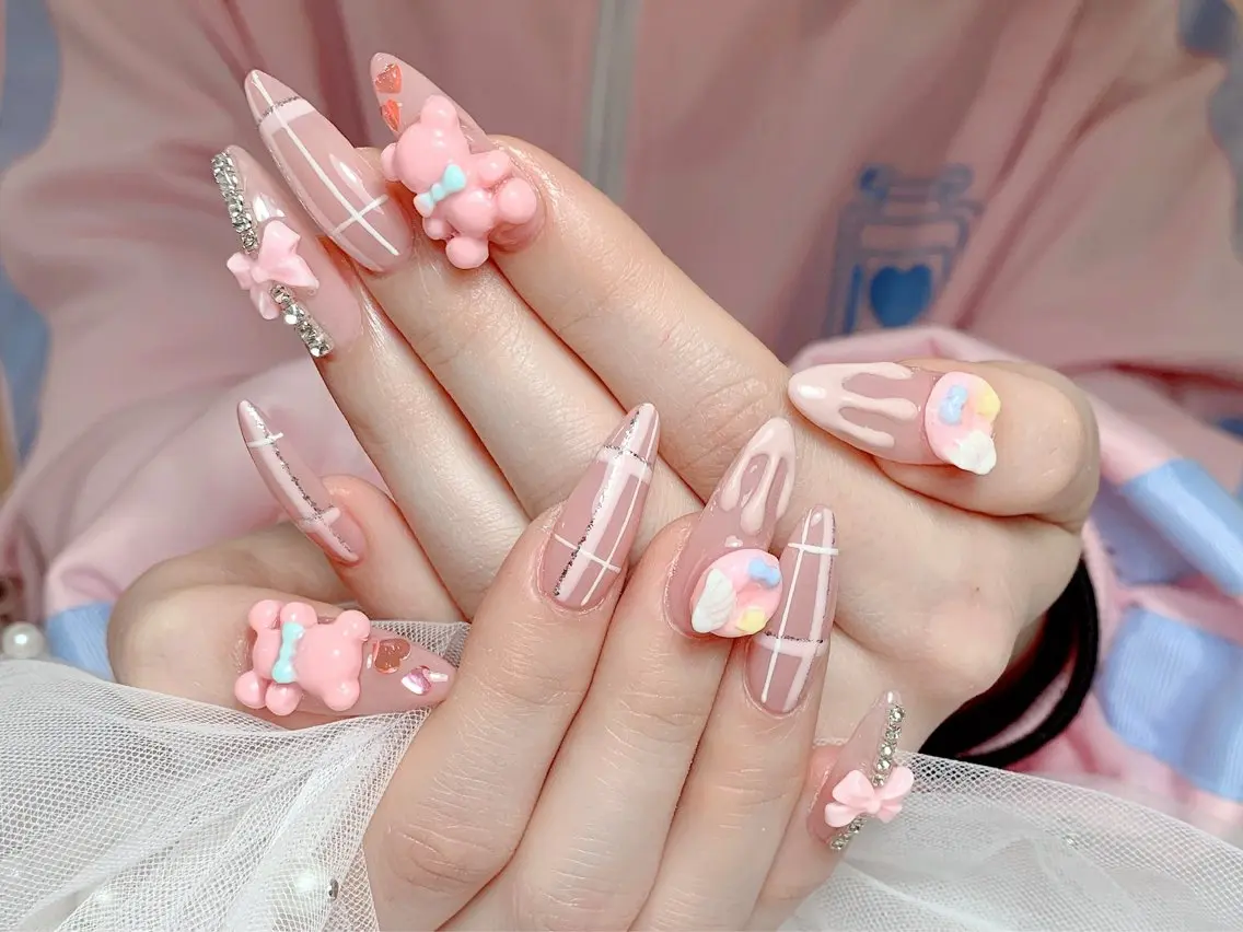 ネイル Bél Nail salonのネイルデザイン