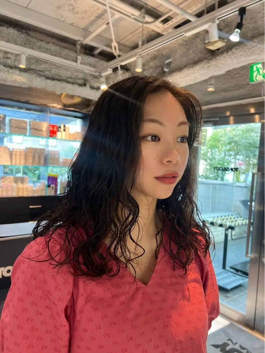 パーマ 岸本 謙生のヘアスタイル