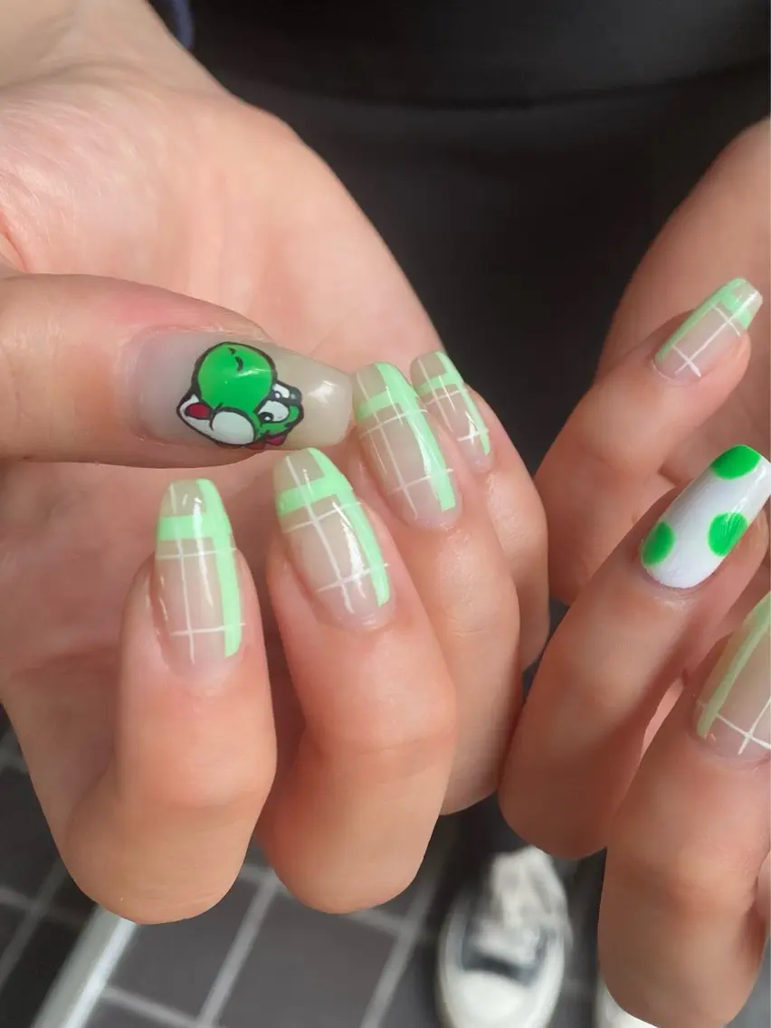 ネイル nano/きもかわ nail🐬🫧のネイルデザイン