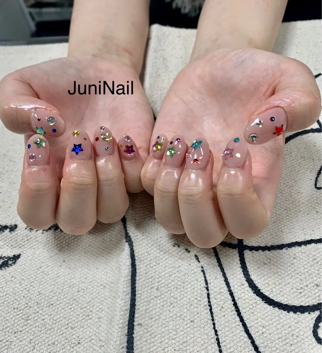 ネイル オーロラネイル クリアネイル フラッシュネイル 氷ネイル・うるうるネイル キラキラネイル ハンドネイル JuniNail 주니네일🇰🇷suのネイルデザイン