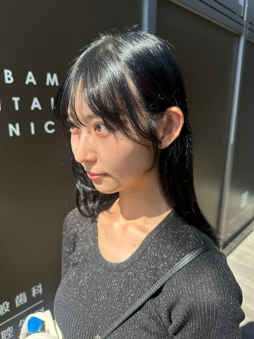 ロング カラー 黒髪 顔周りカット カット ヘアカラー ブリーチ/ハイトーン /渋沢/みなのヘアスタイル