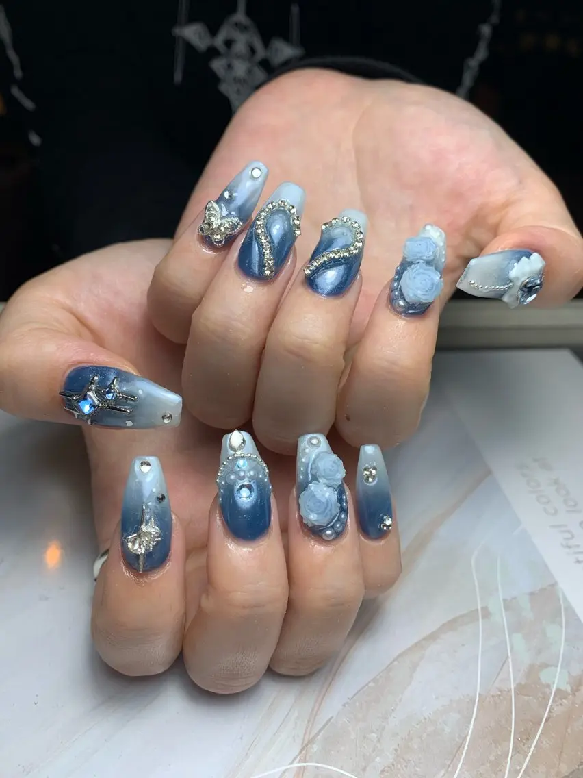 ネイル akina nailsのネイルデザイン