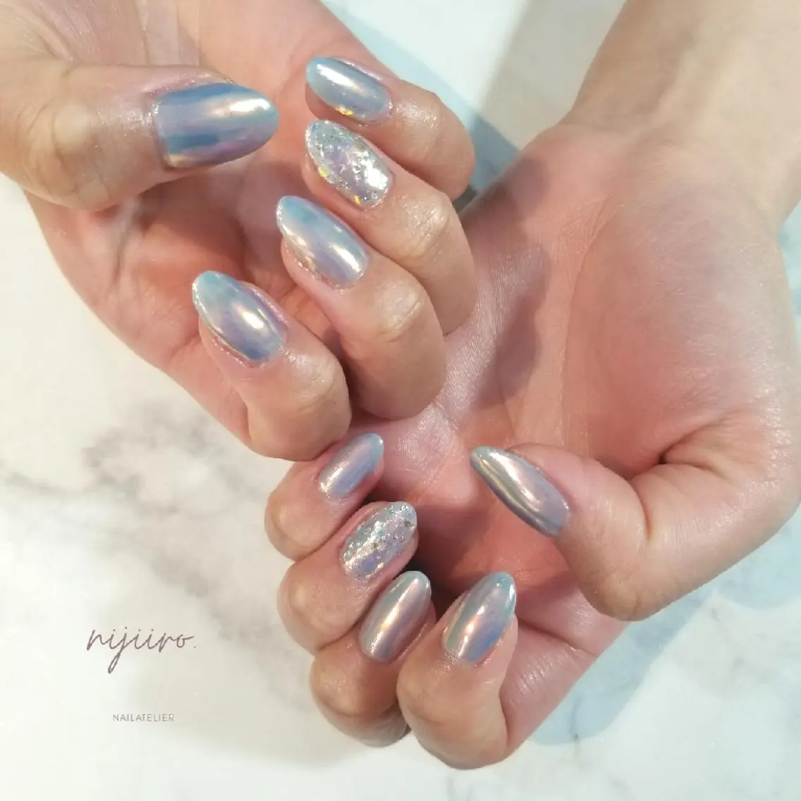 ネイル オーロラネイル ミラーネイル ハンドネイル nijiiro🌈 サトウのネイルデザイン