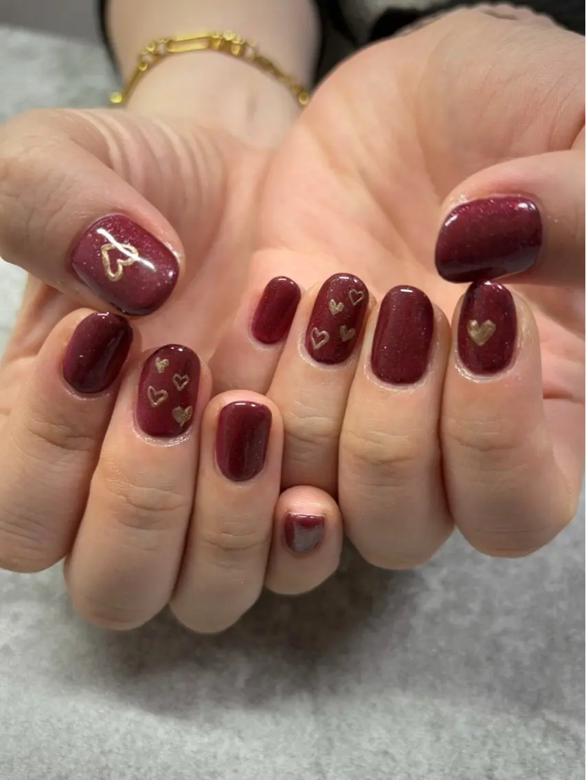 ネイル ボルドー ハート オフィスネイル FIORITURA Maikoのネイルデザイン