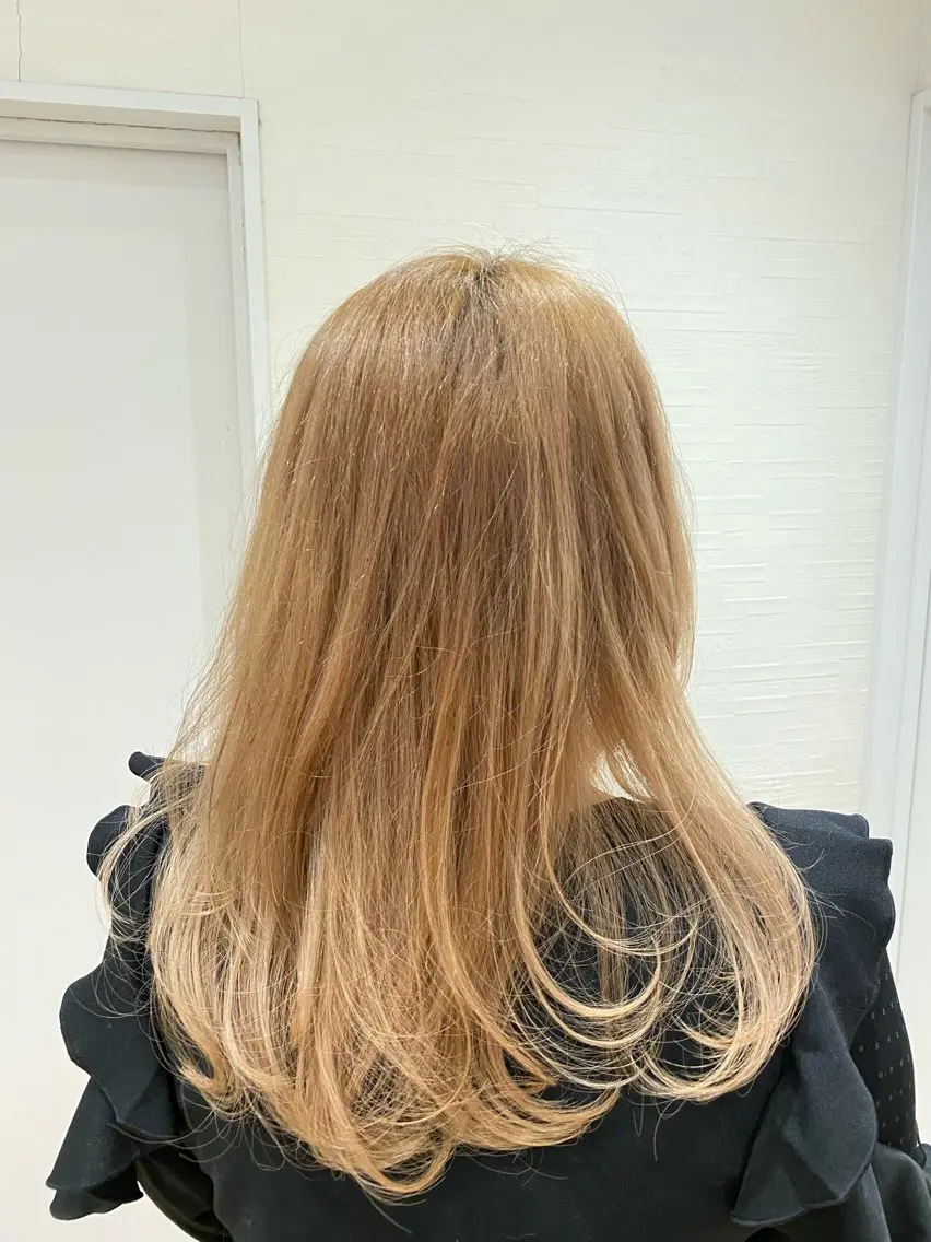 ロング イシカワ ユウタのヘアスタイル
