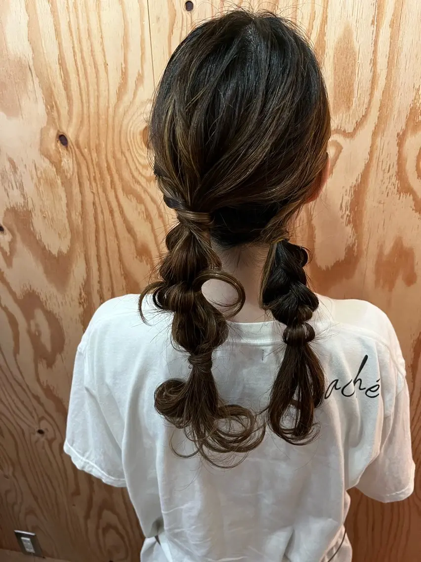 セミロング ヘアアレンジ ヘアセット Orla 🌿chiekoの眉毛・アイブロウイメージ