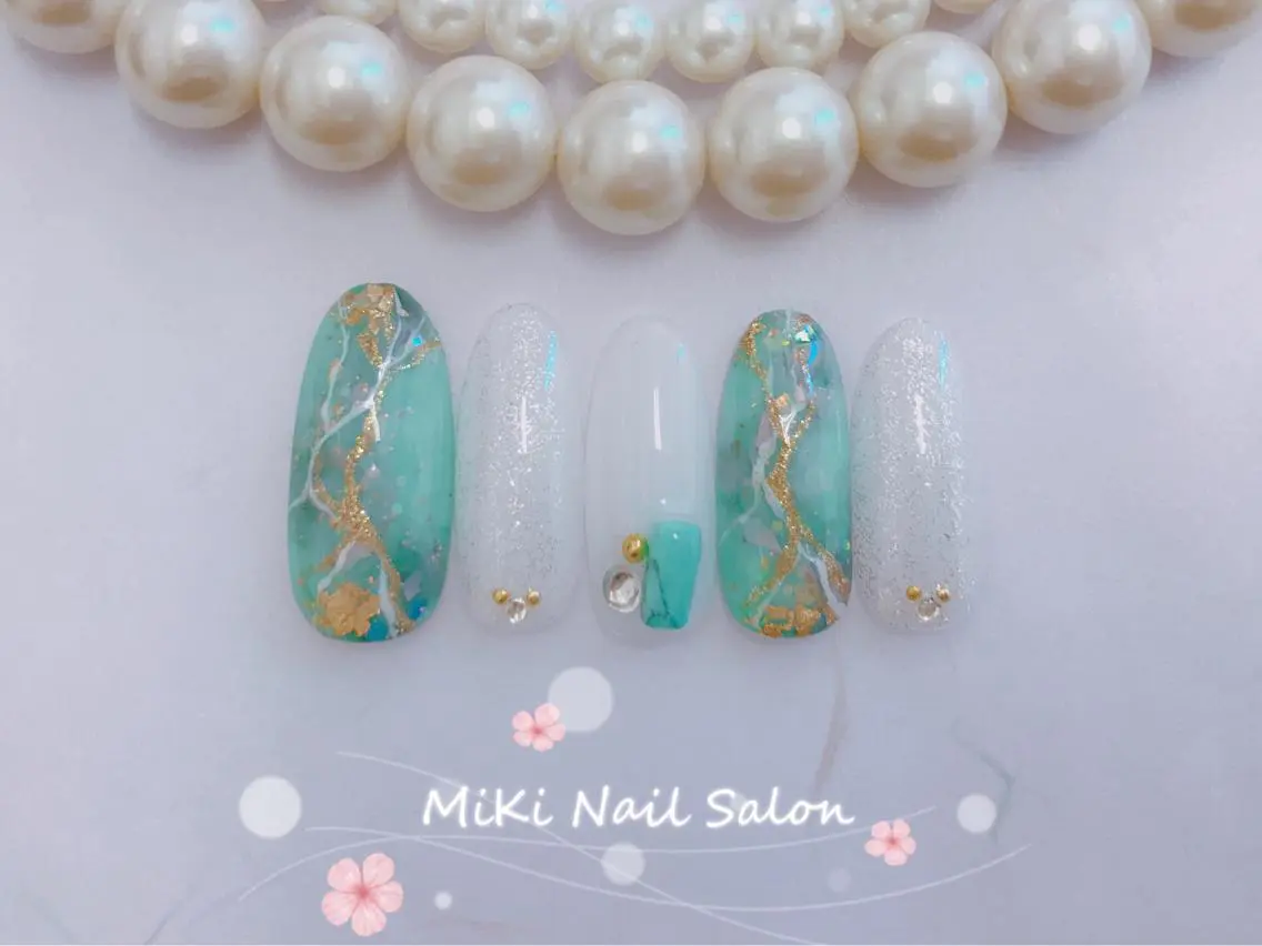 ネイル MiKi Nai池袋 長さだし得意のネイルデザイン