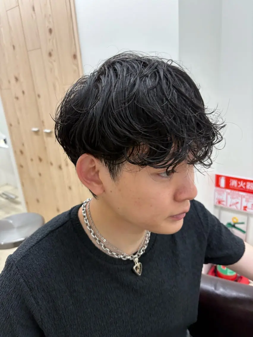 カラー パーマ メンズ カット ヘアカラー パーマ トリートメント ヘアセット 新宿/韓国ヘア/ 髪質改善ストレートのヘアスタイル