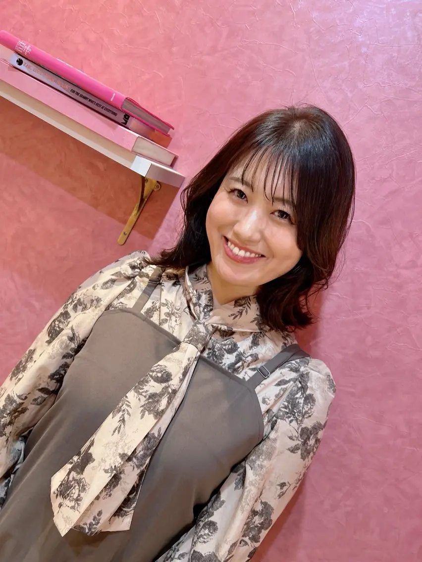 ミディアム カラー パーマ ヘアアレンジ 顔周りカット 韓国風ヘア 小顔カット ニュアンスパーマ 平川 友理/韓国ヘア💘のヘアスタイル