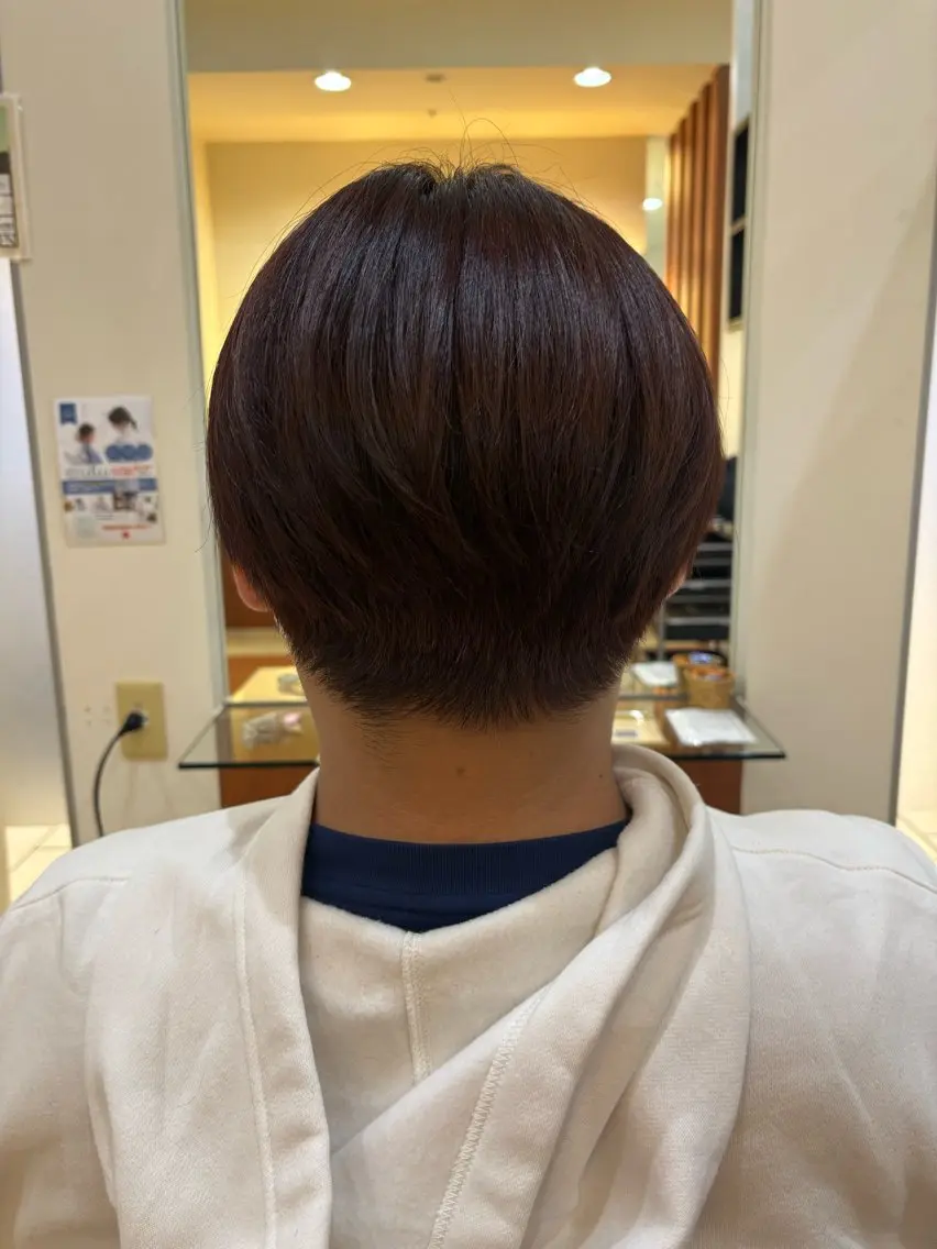 ショート カラー カット ヘアカラー 亀山 来未のヘアスタイル