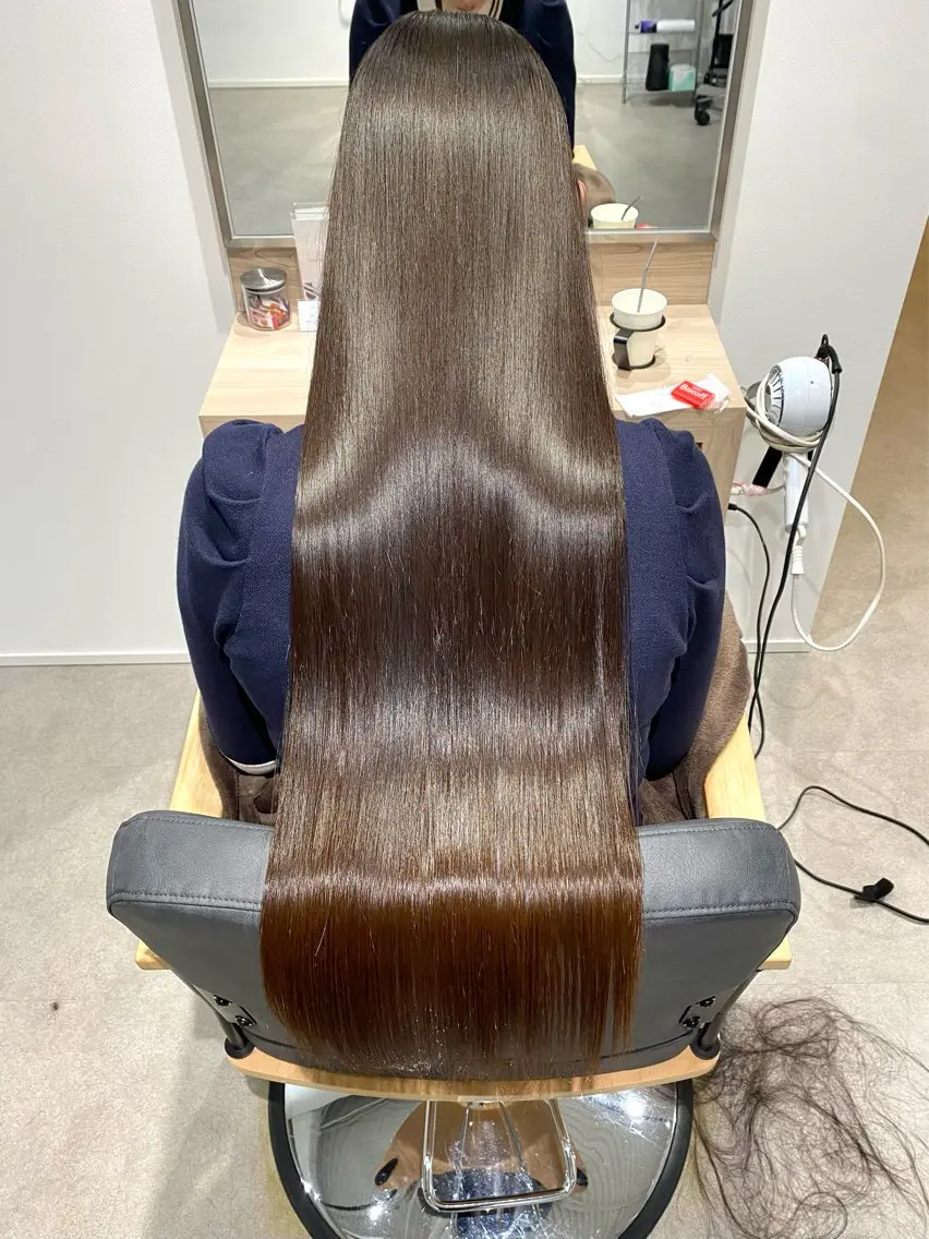 ロング 縮毛矯正 カット 縮毛矯正 トリートメント 東田 恋のヘアスタイル