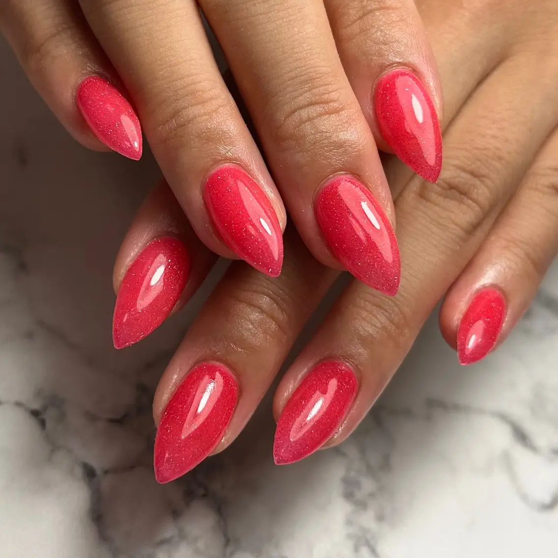 ネイル フラッシュネイル ワンカラーネイル 赤色 シンプルネイル NAIL NOWのネイルデザイン