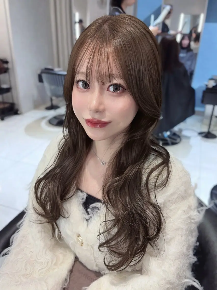 ロング カラー ベージュカラー 透明感カラー ヘーゼル 韓国風ヘア レイヤーカット カット ヘアカラー トリートメント 韓国レイヤー×モテ髪 /MITSUKI🤍のヘアスタイル