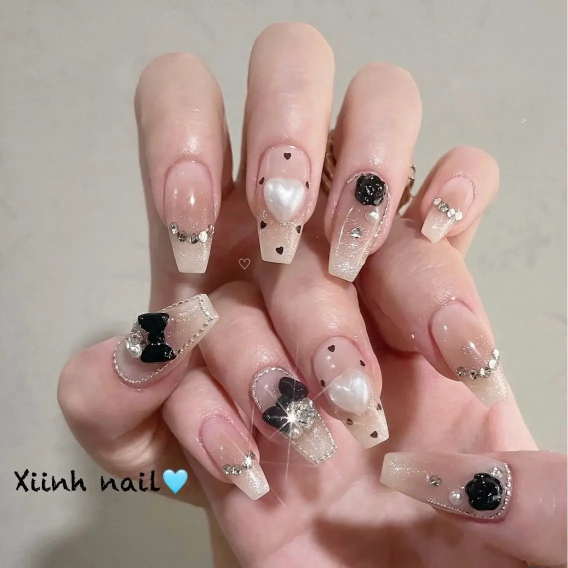 ネイル チークネイル 桜ネイル フットネイル ジェルネイル ハロウィン XIINH NAIL SALONのネイルデザイン