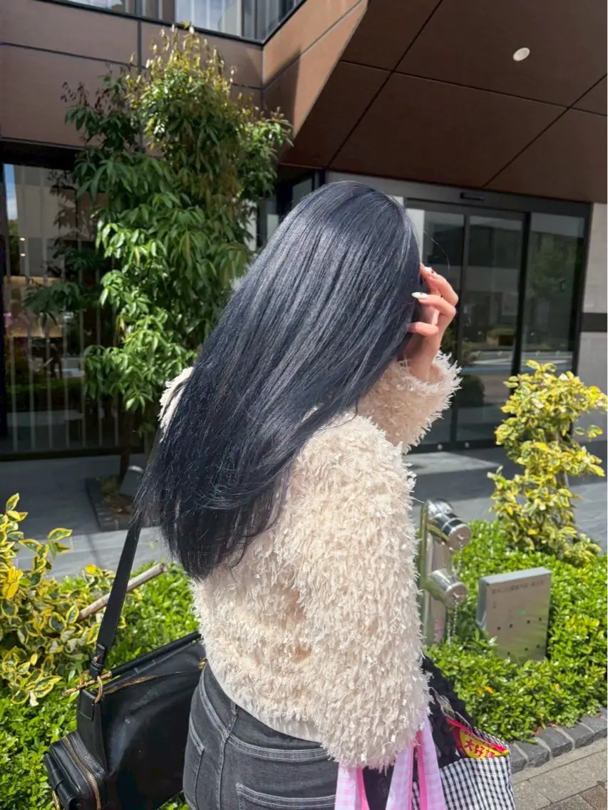 ロング ヘアカラー 中田 桃夏のヘアスタイル