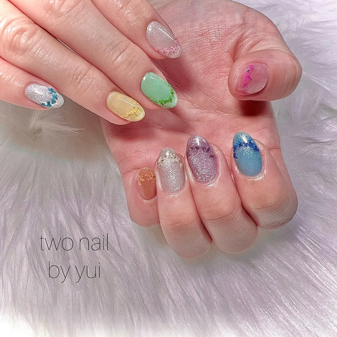 ネイル アートネイル マグネットネイル ネイルチップ ホワイト ハンドネイル two nailのネイルデザイン