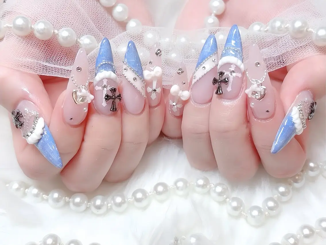 ネイル ブルー ジェルネイル ガーリー グラデーション グリーン ハンドネイル Rin Nail 新大久保店のネイルデザイン