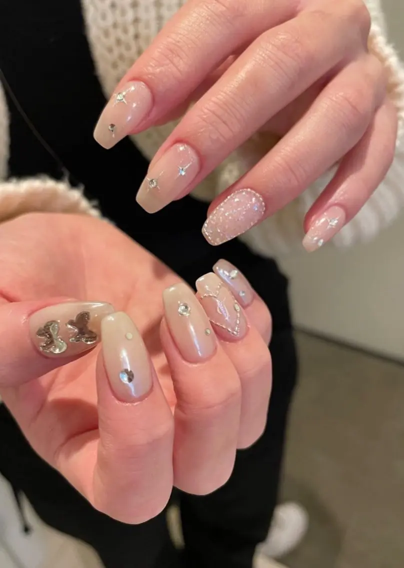 ネイル Elle. RIONのネイルデザイン