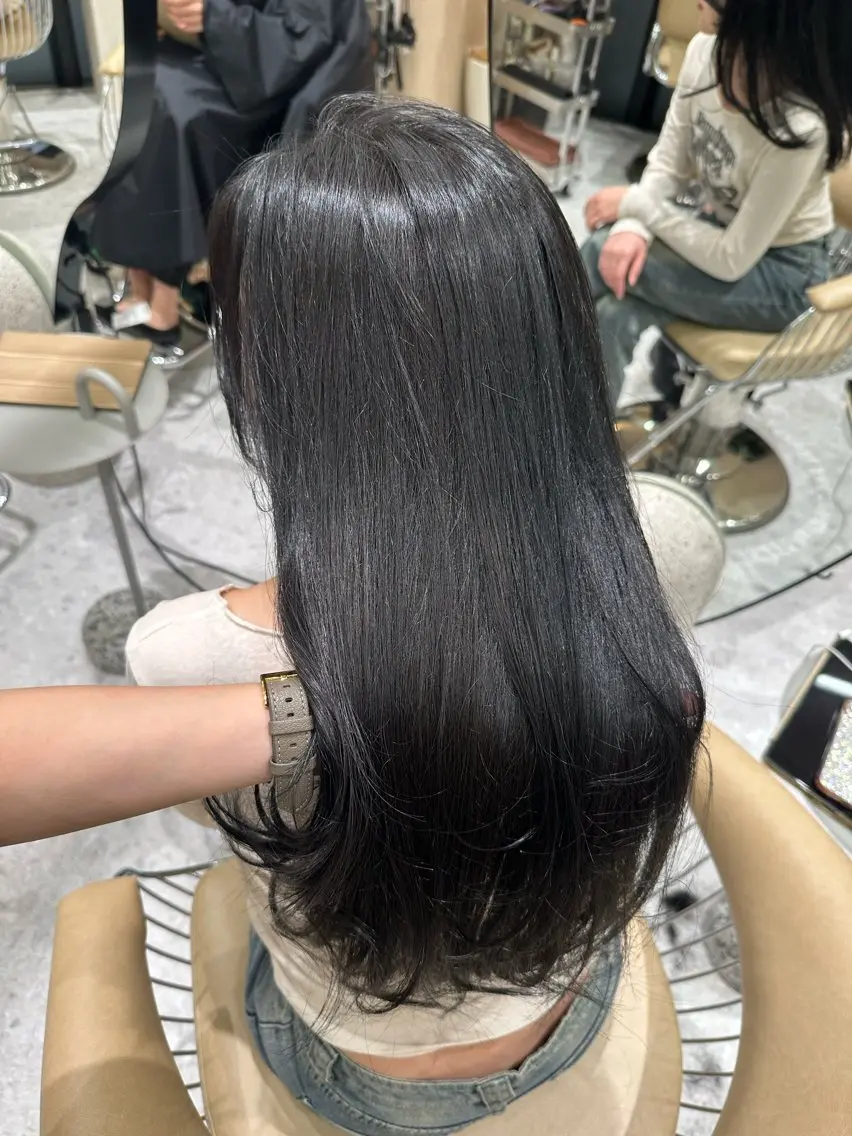 ロング カラー グレージュ ヘアカラー トリートメント 🤎小顔レイヤー /ベージュ🤎友香のヘアスタイル