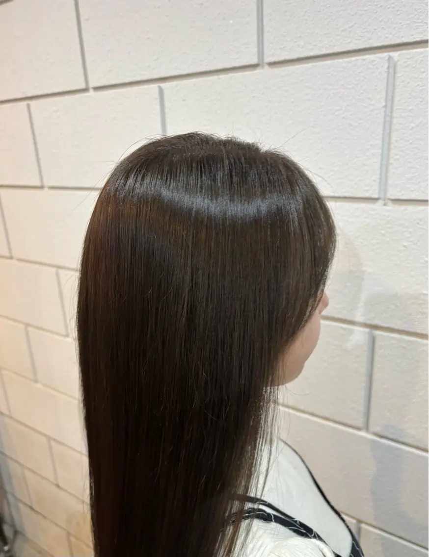 ロング カラー 平野 礼のヘアスタイル