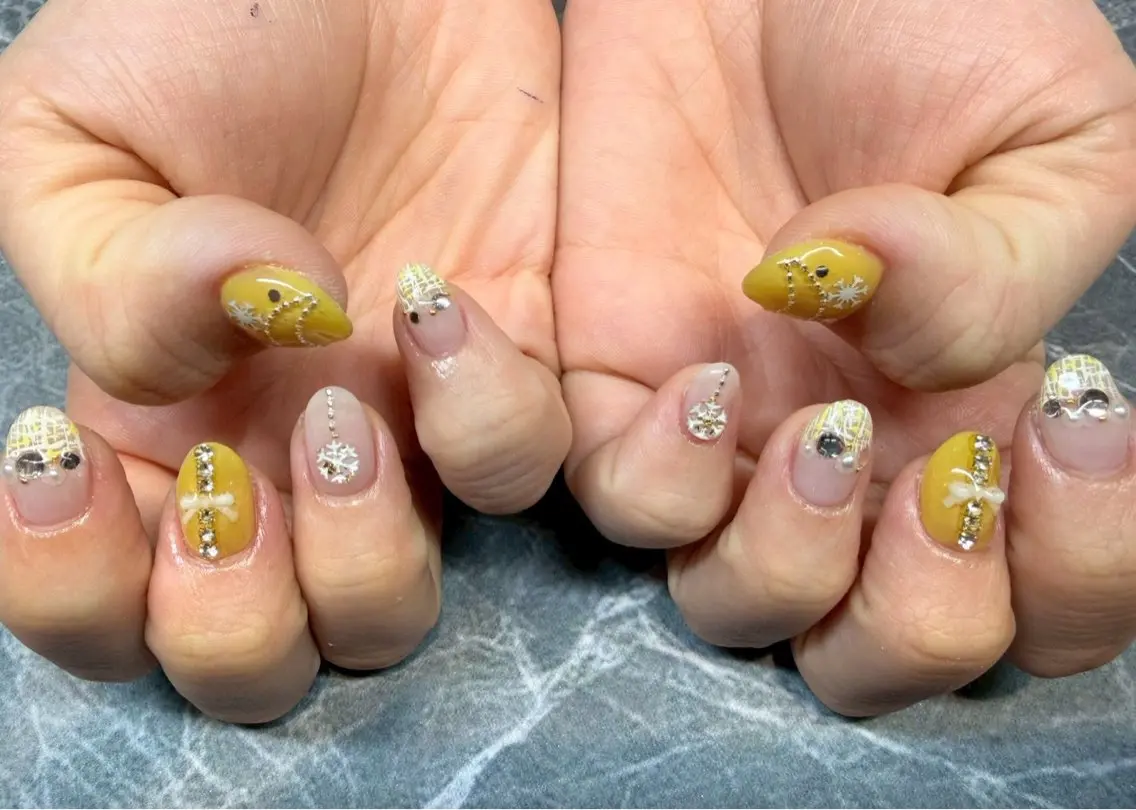 ネイル フットネイル フレンチネイル ラメ(グリッター) ラメグラデーション マグネットネイル ハンドネイル ティーエヌ 金山駅東口店のネイルデザイン