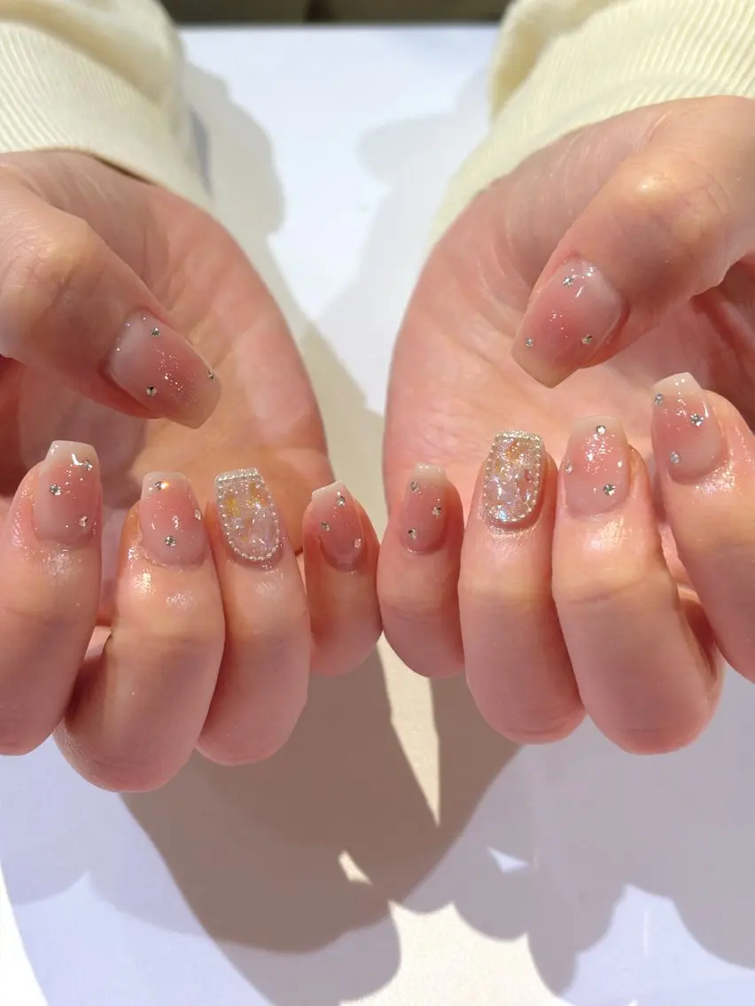 ネイル ハンドネイル REINA .のネイルデザイン