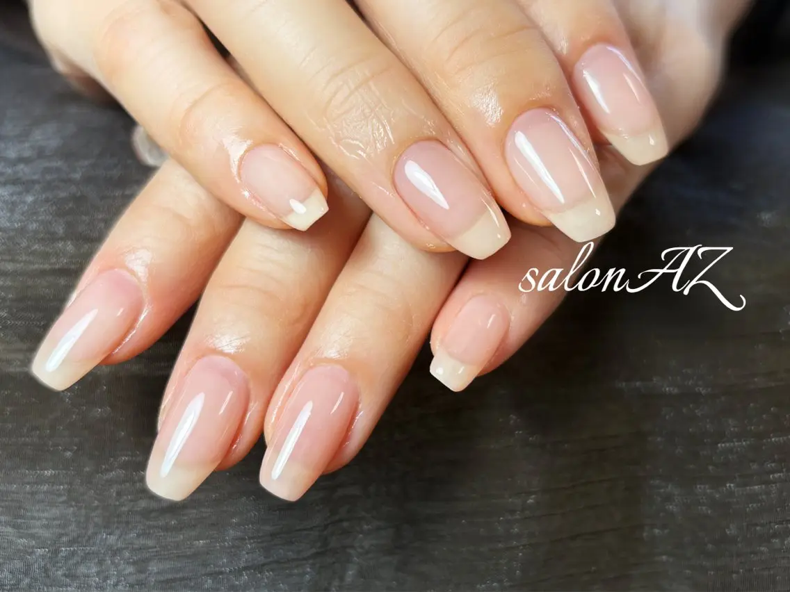 ネイル アートネイル 長さ出し フットネイル フレンチネイル ジェルネイル ハンドネイル salon AZのネイルデザイン