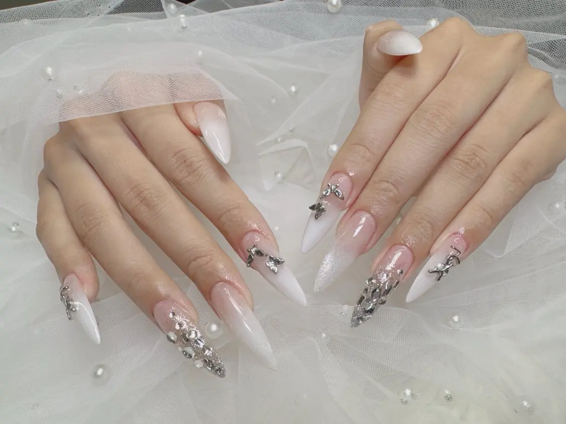 ネイル ハンドネイル EN salon💅 🦋もり💕のネイルデザイン