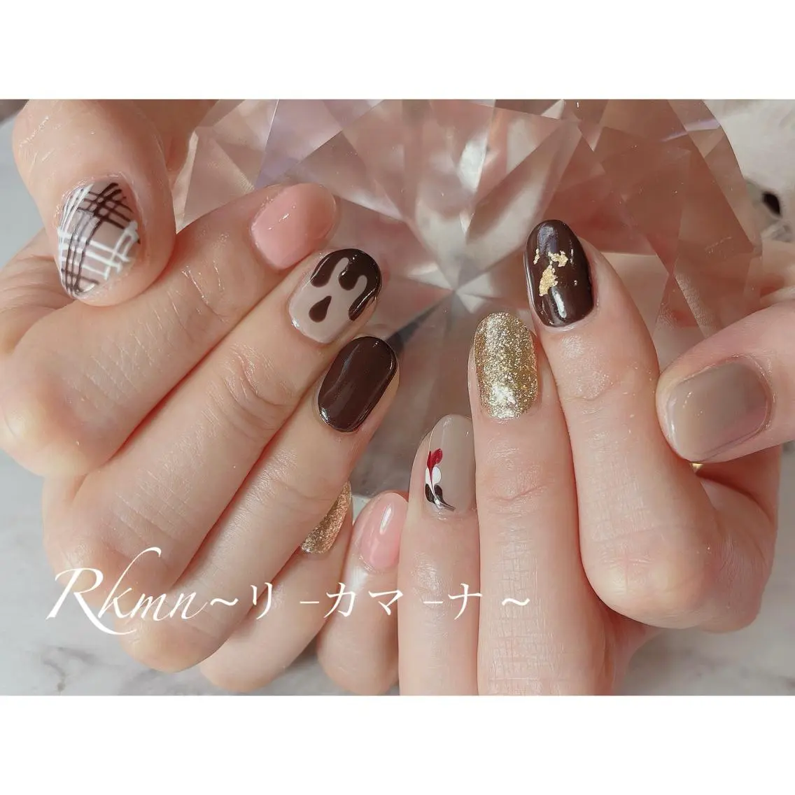 ネイル アートネイル ハート ピーコックネイル 春ネイル バレンタイン ハンドネイル フットネイル ハンドケア Rkmn ~リ-カマ-ナ~のネイルデザイン