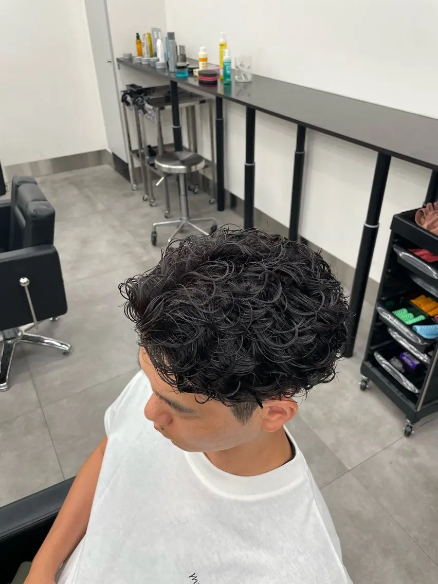 ショート パーマ メンズ カット パーマ シミズ リキのヘアスタイル