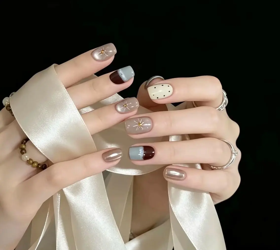 ネイル 秋 Nailsのネイルデザイン