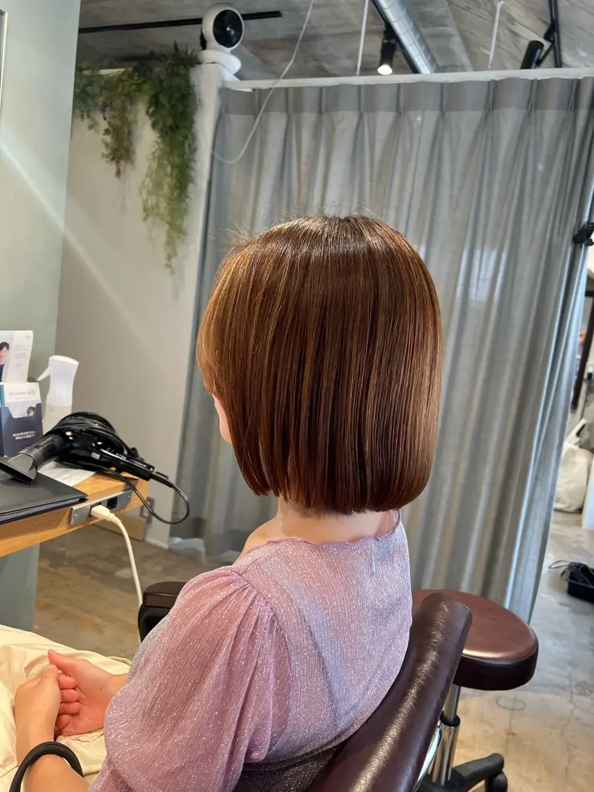 ミディアム カラー 盛山 莉々華のヘアスタイル