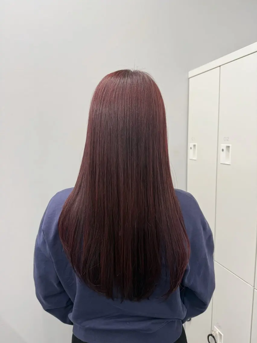 ロング ヘアカラー トリートメント SARINA ROCCO3rdのヘアスタイル
