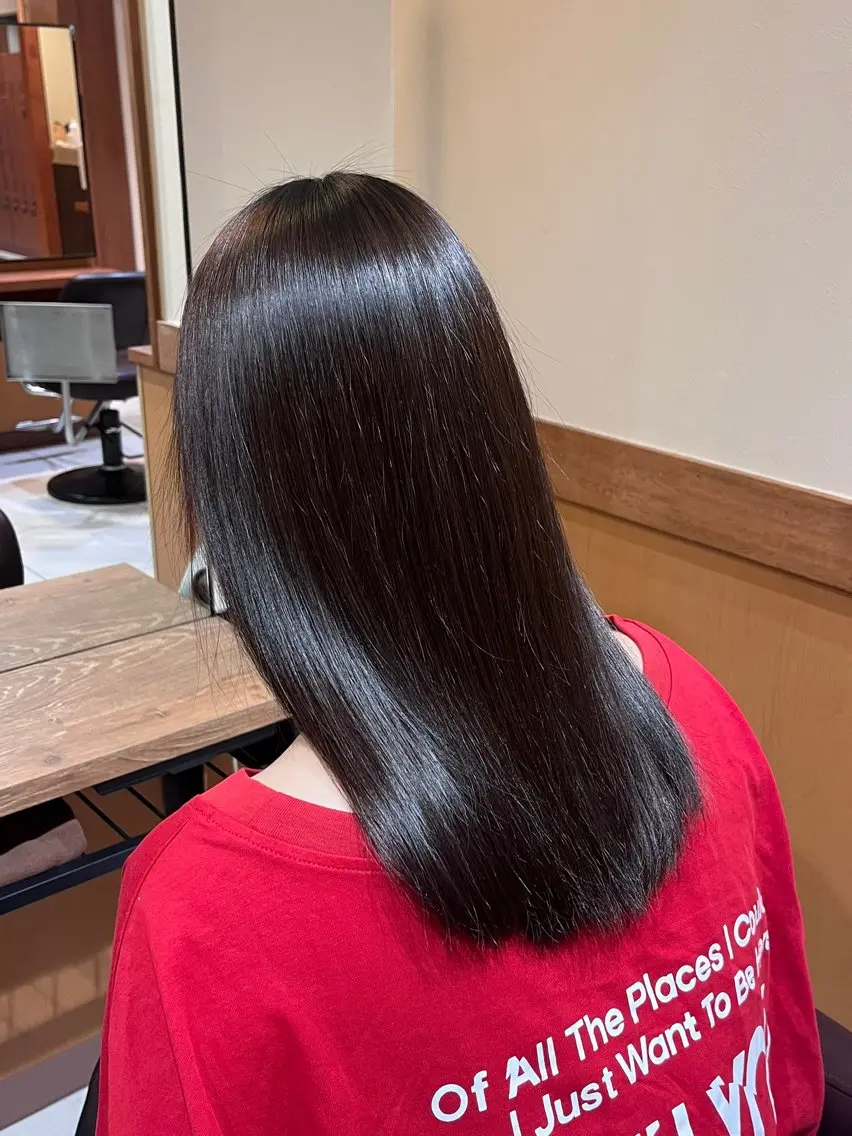 セミロング SERA / TAIGAのヘアスタイル